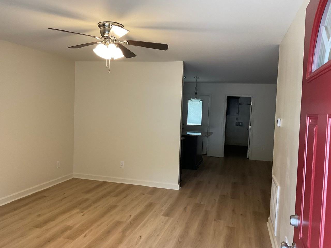 1287 Janice Rd - Photo 3 of 23