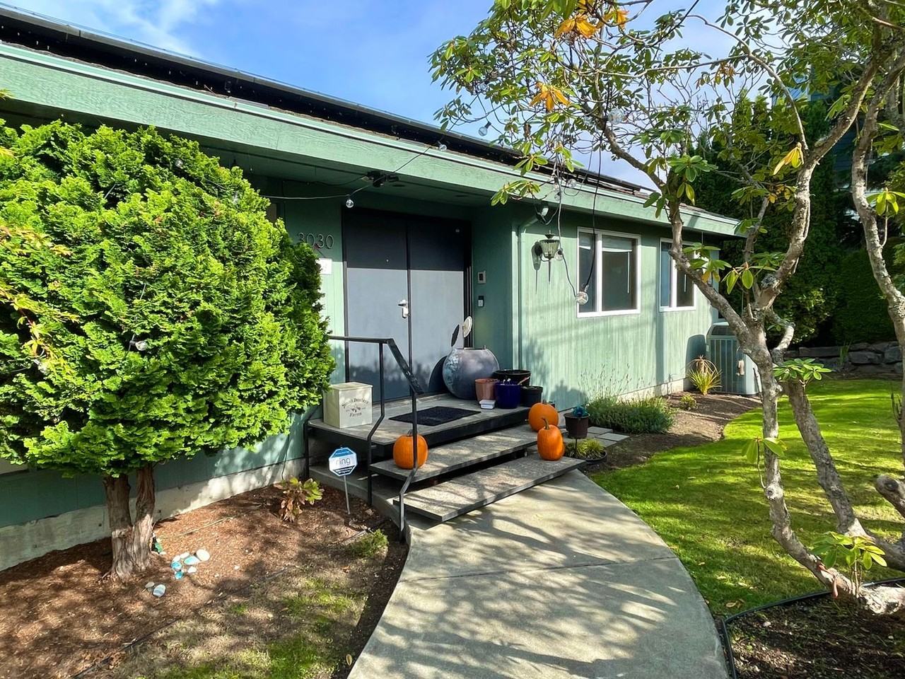 3030 Nw 95th St - Photo 2 of 37