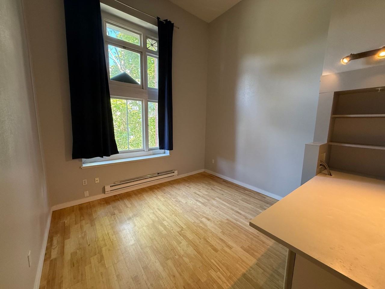 95 Mccoppin St #210 - Photo 3 of 17