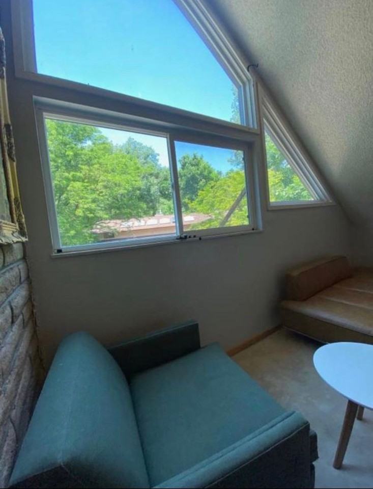290 Spruce St #B - Photo 6 of 13