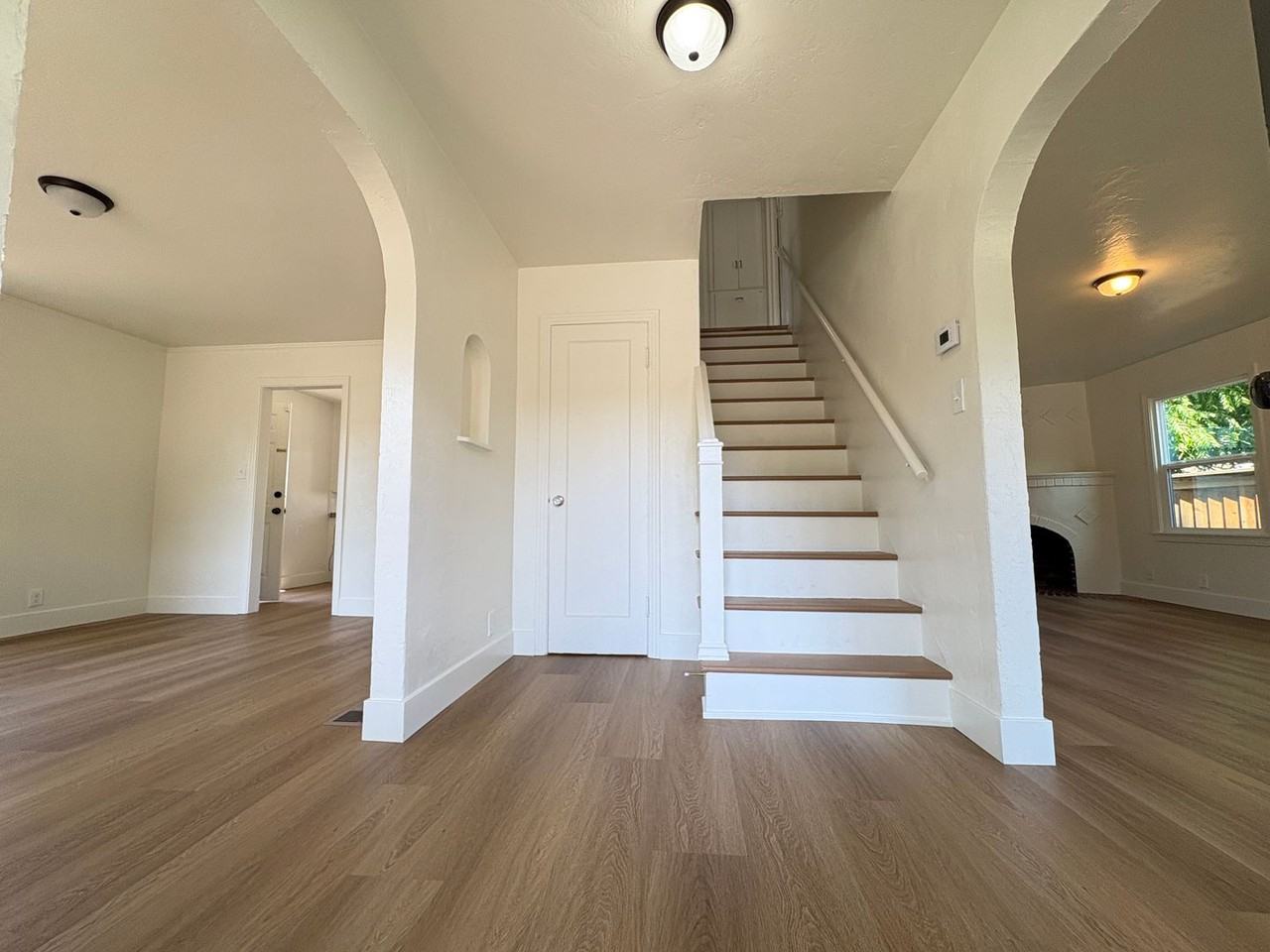 11 S Hutchins St - Photo 4 of 32