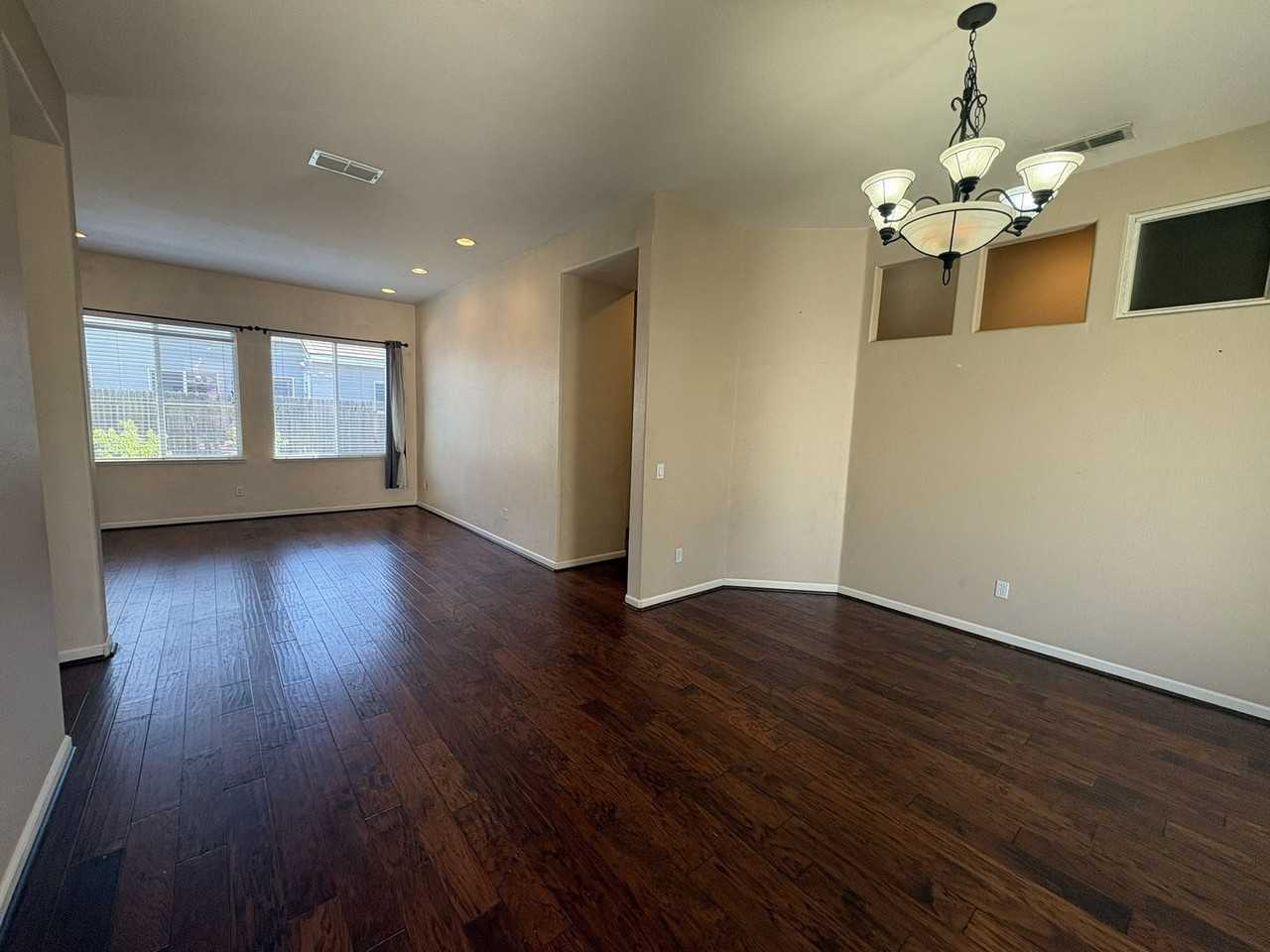 5637 Lilyview Way - Photo 3 of 36