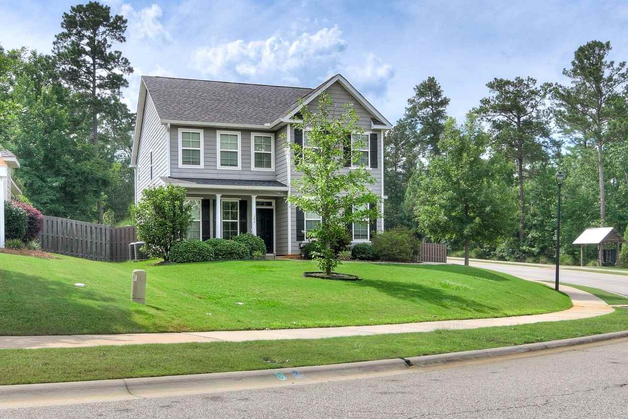 344 Colonnades Dr - Photo 2 of 50