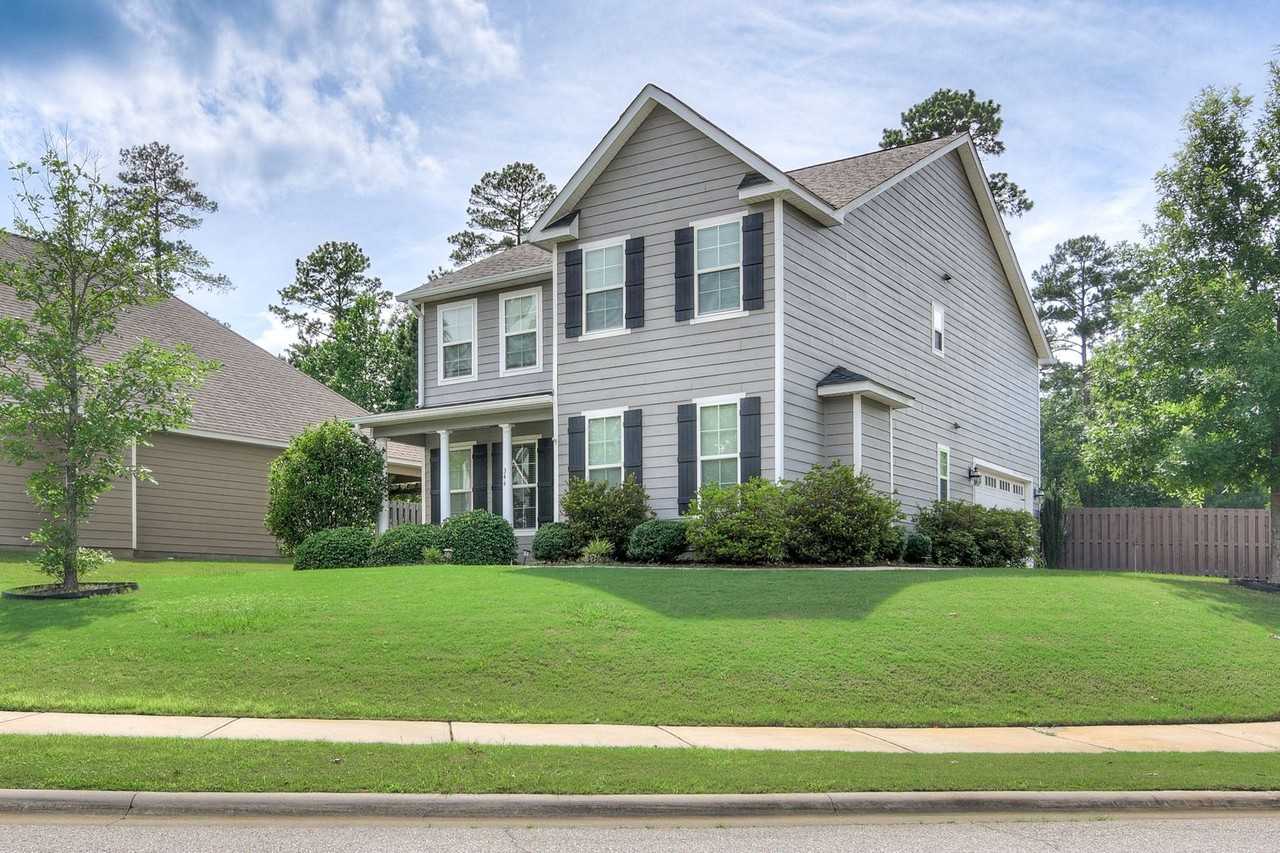 344 Colonnades Dr - Photo 3 of 50