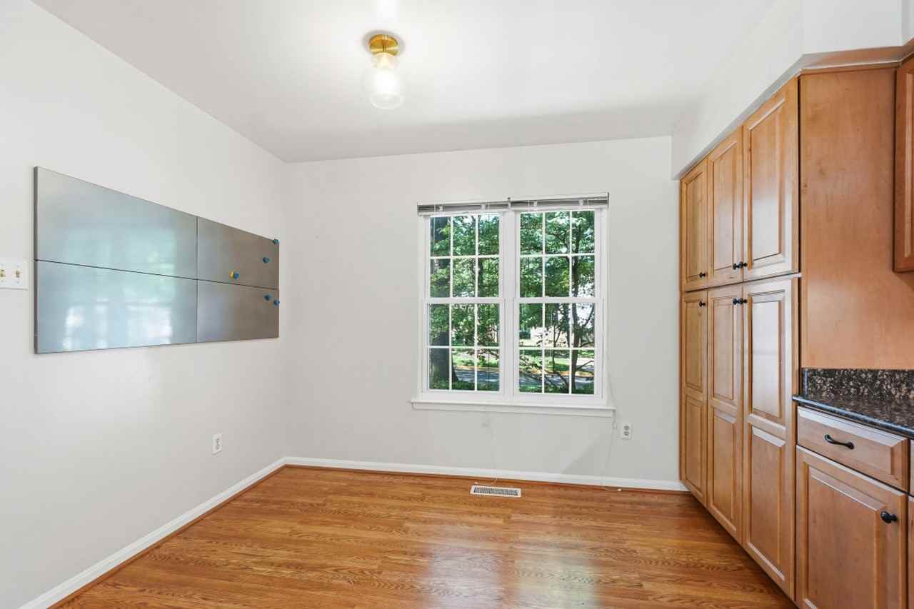 4515 Boastfield Ln - Photo 7 of 30