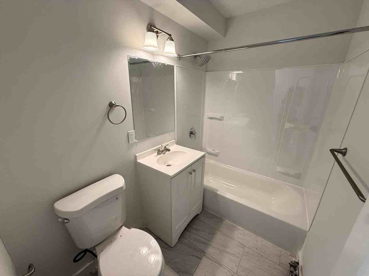 5821 Field Pl NE - - Photo 5 of 9