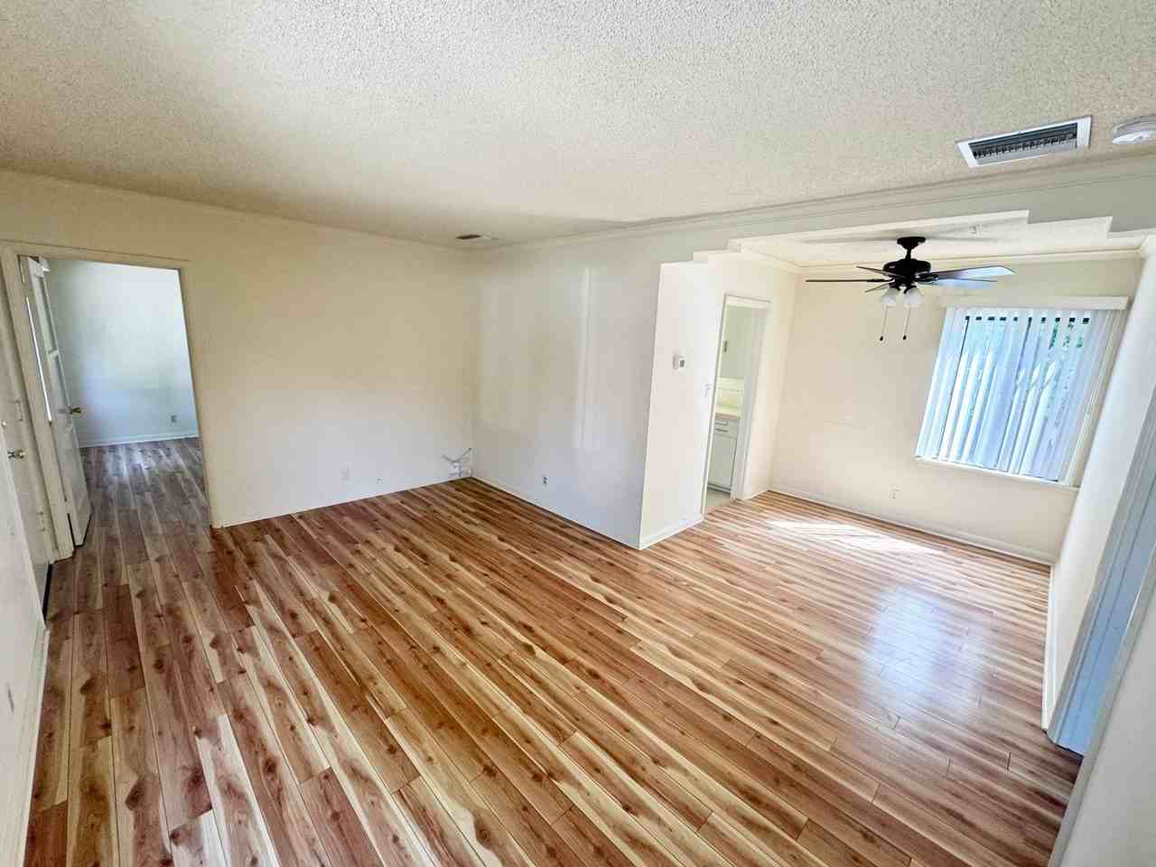205 N Kenneth Rd - Photo 3 of 20