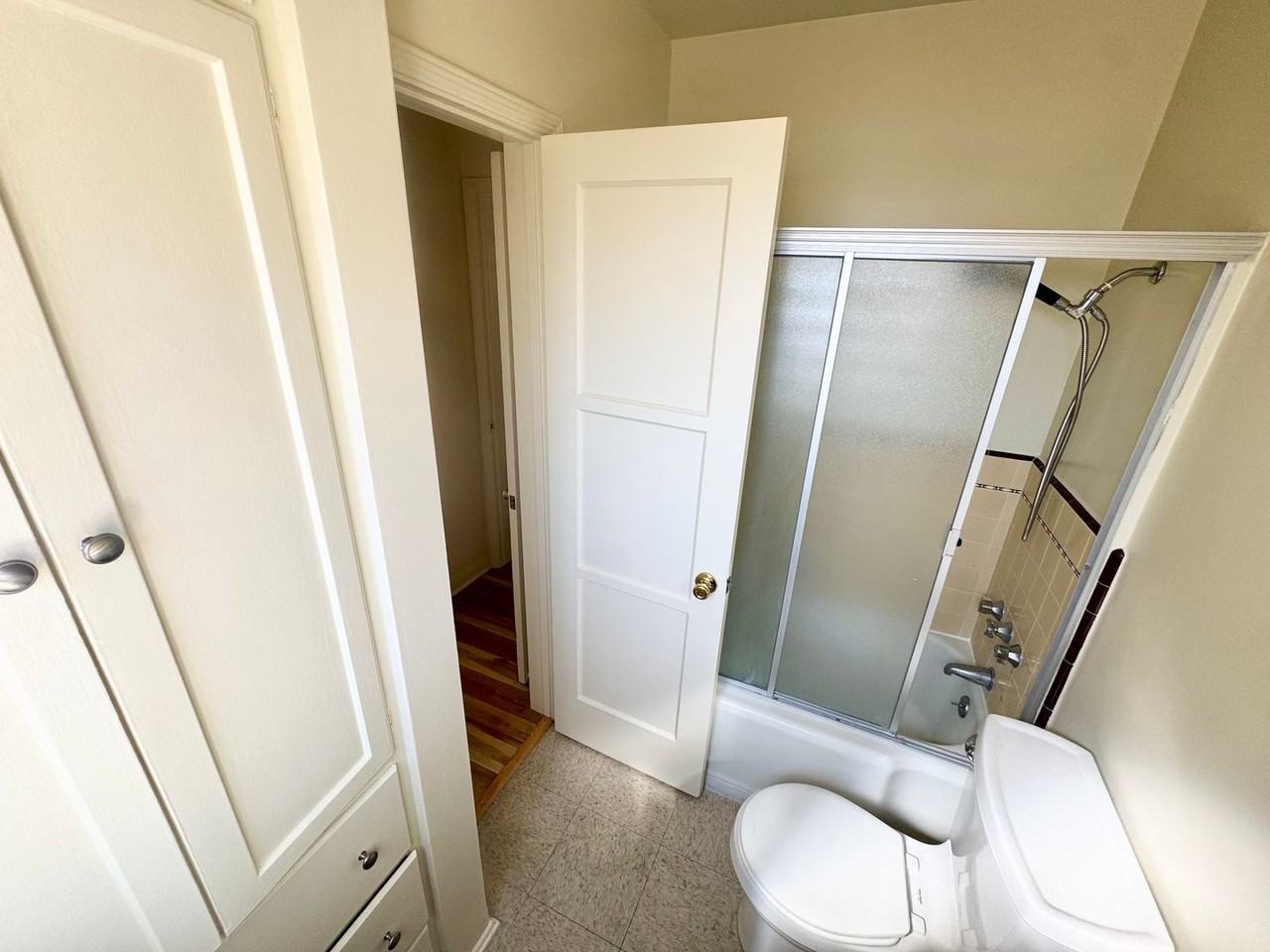 205 N Kenneth Rd - Photo 7 of 20