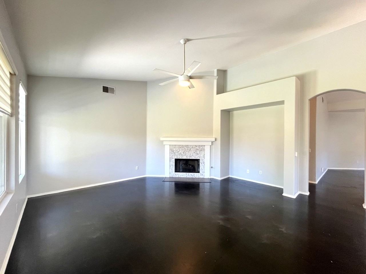 511 Shasta Dr - Photo 5 of 37
