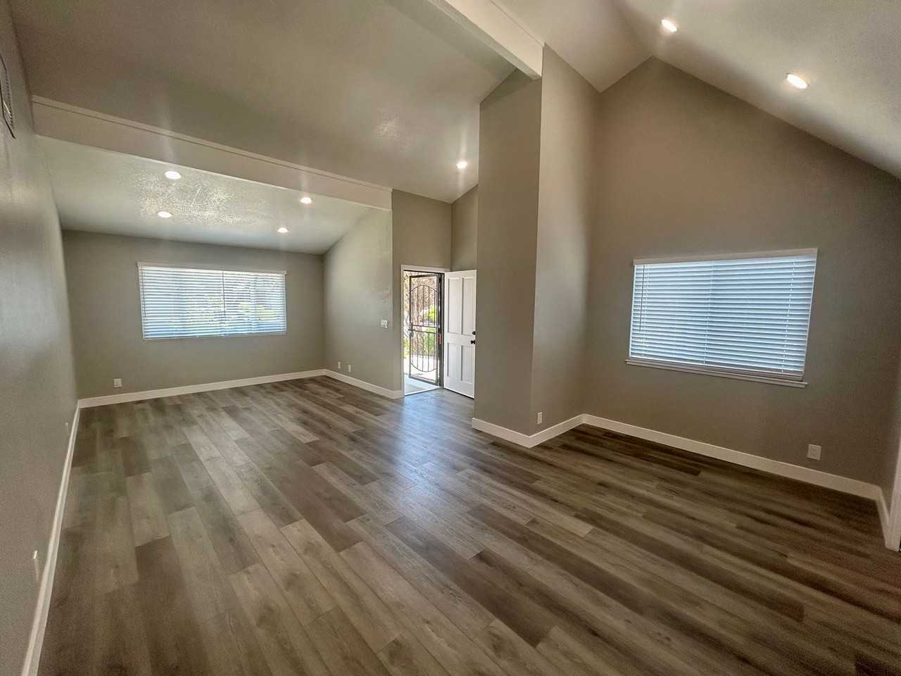 3631 Dunbar Ct - Photo 4 of 25