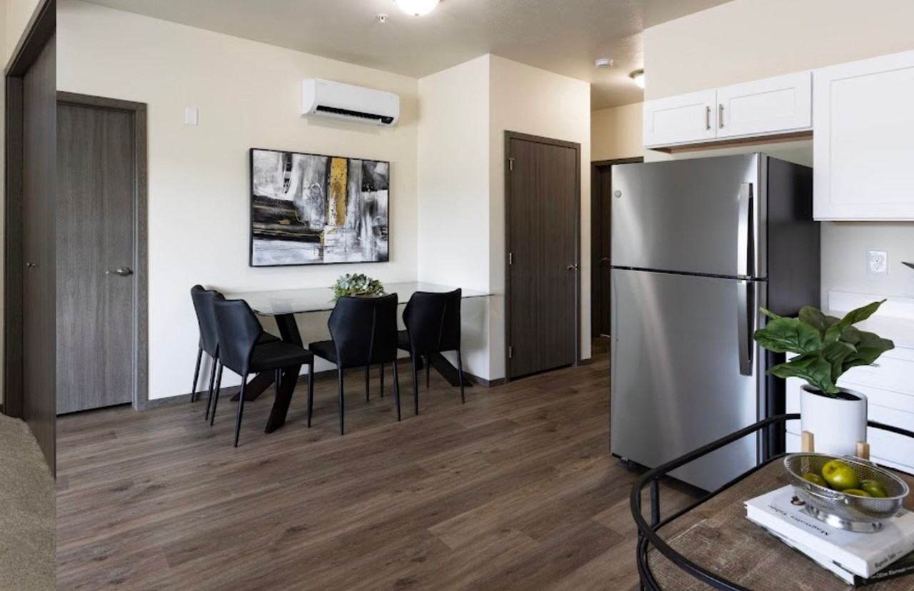 Montgomery Apartments - Photo 4 of 14