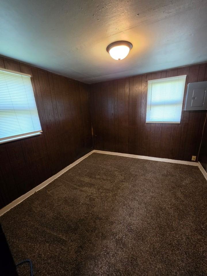 3607 10th St - Photo 7 of 16