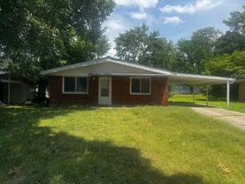 313 S Birchlane Dr - Photo 1 of 1
