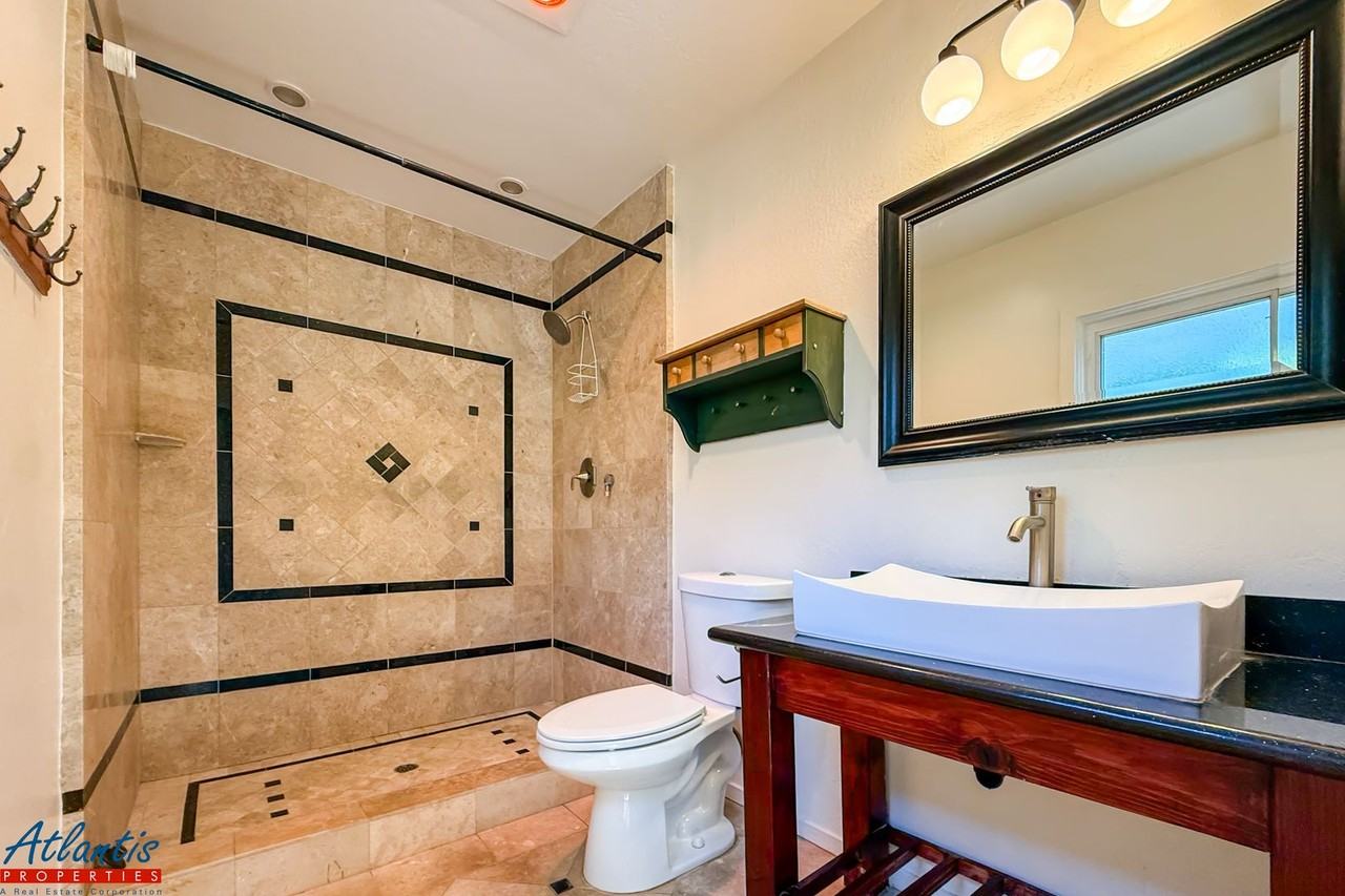 207 Harding Ave - Photo 4 of 9