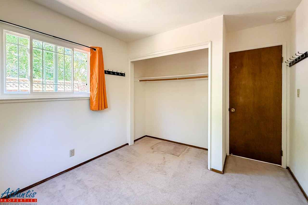 207 Harding Ave - Photo 6 of 9