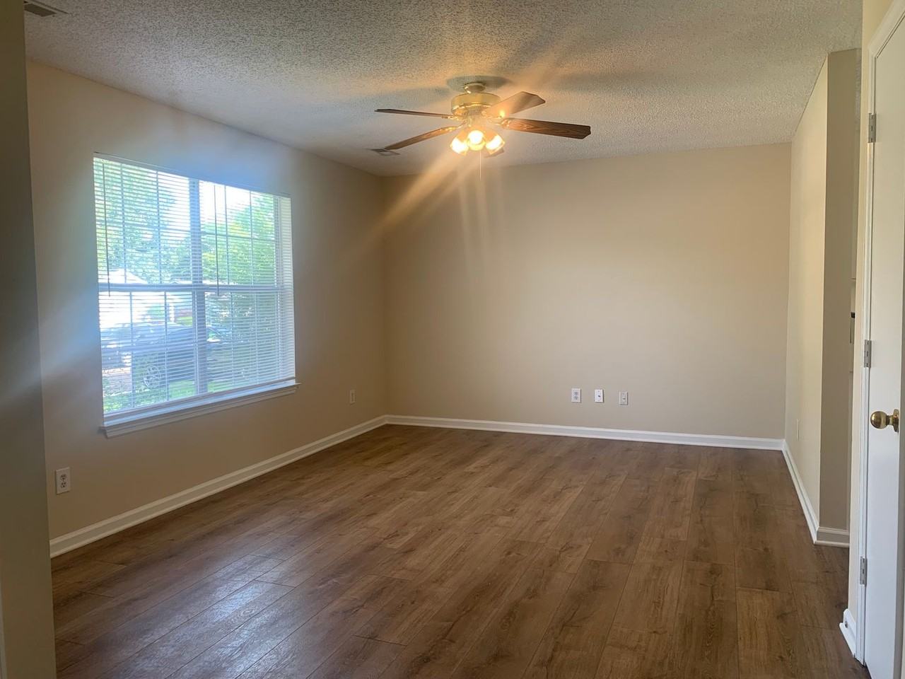 115 Sugar Bluff Ln Nw - Photo 3 of 14