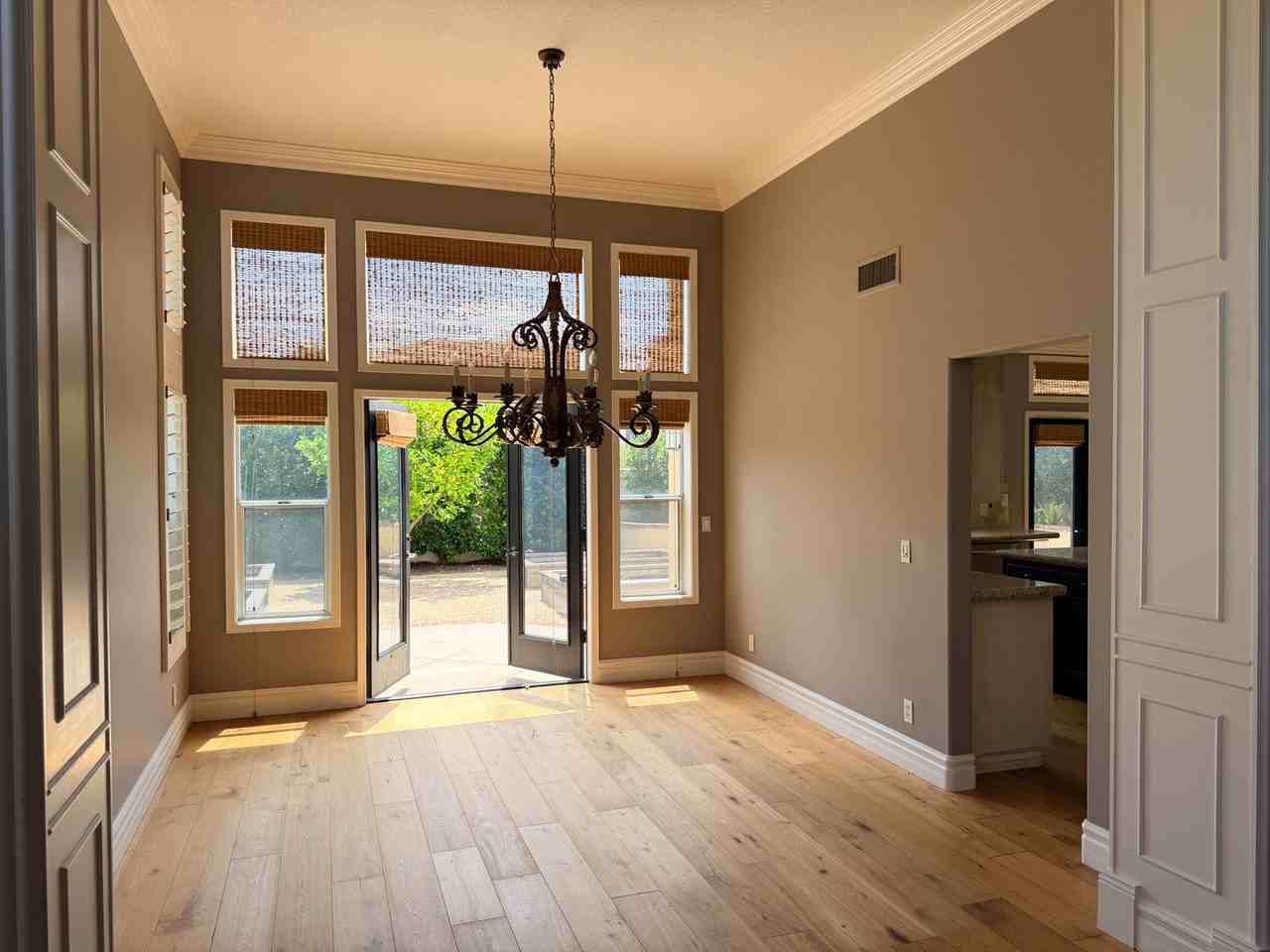 2650 Palmetto - Photo 6 of 32