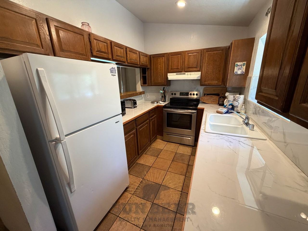 833 Mccourry Blvd - Photo 7 of 28