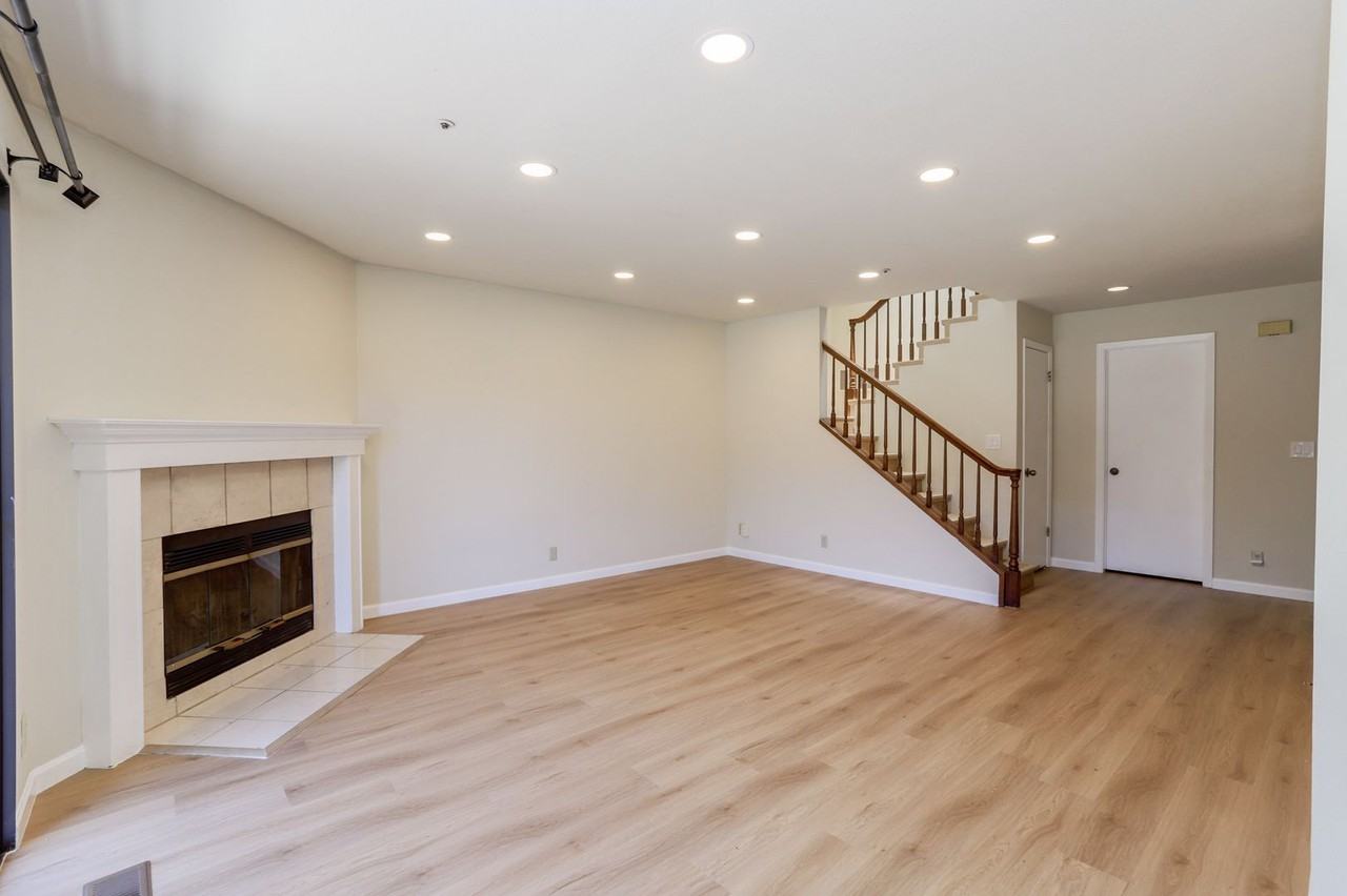 223 Bonita Ln - Photo 7 of 40