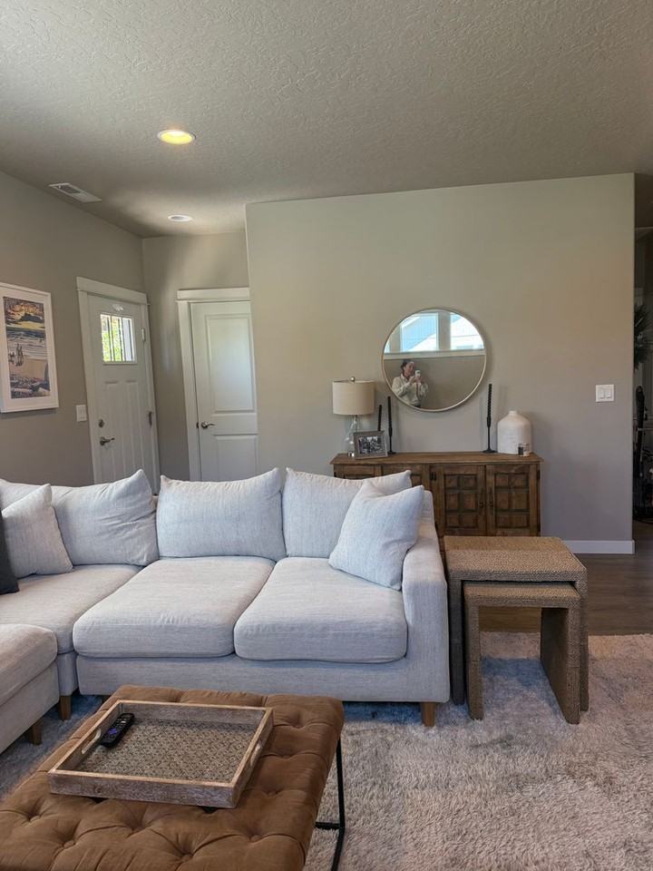 621 N Meadow Ln - Photo 5 of 27
