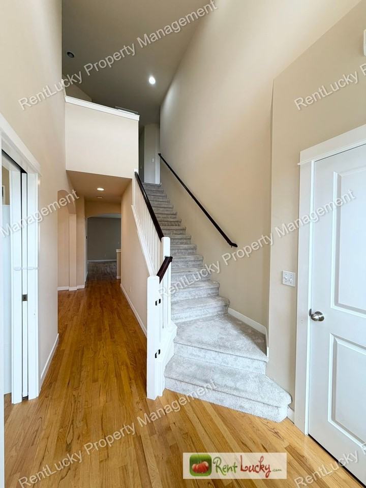 3619 222nd Pl Se - Photo 3 of 43
