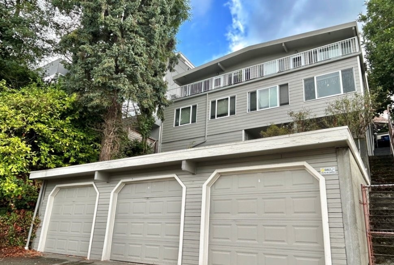 2567 13th Ave W