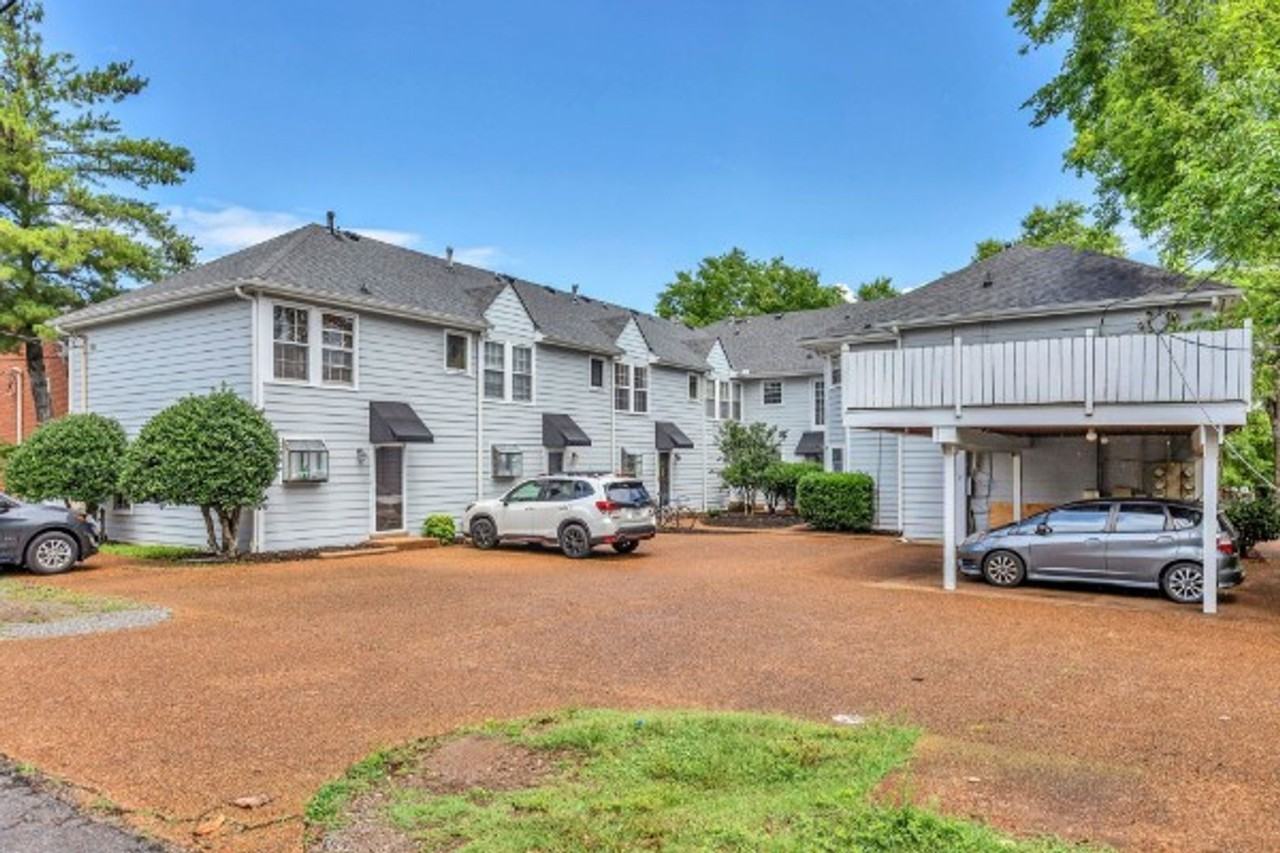 2135 Acklen Ave - Photo 4 of 15