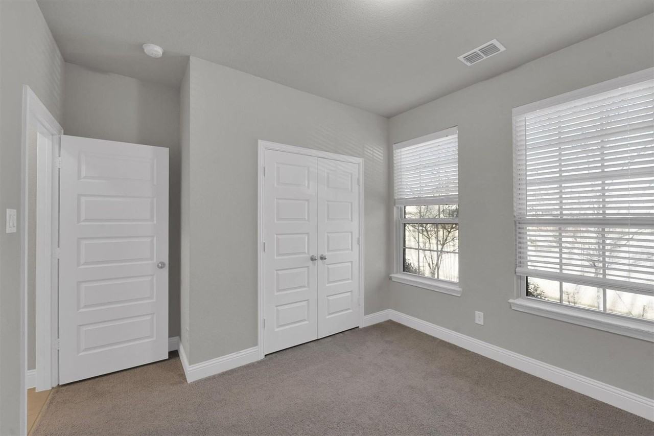 6401 Longhorn Herd Ln - Photo 4 of 15
