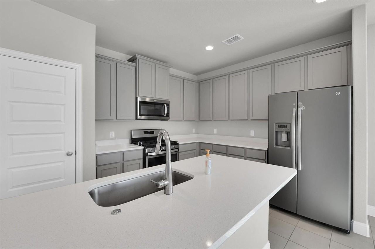 6401 Longhorn Herd Ln - Photo 7 of 15