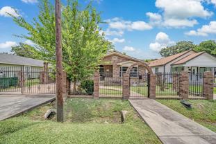 5204 Nichols St - Photo 1 of 1