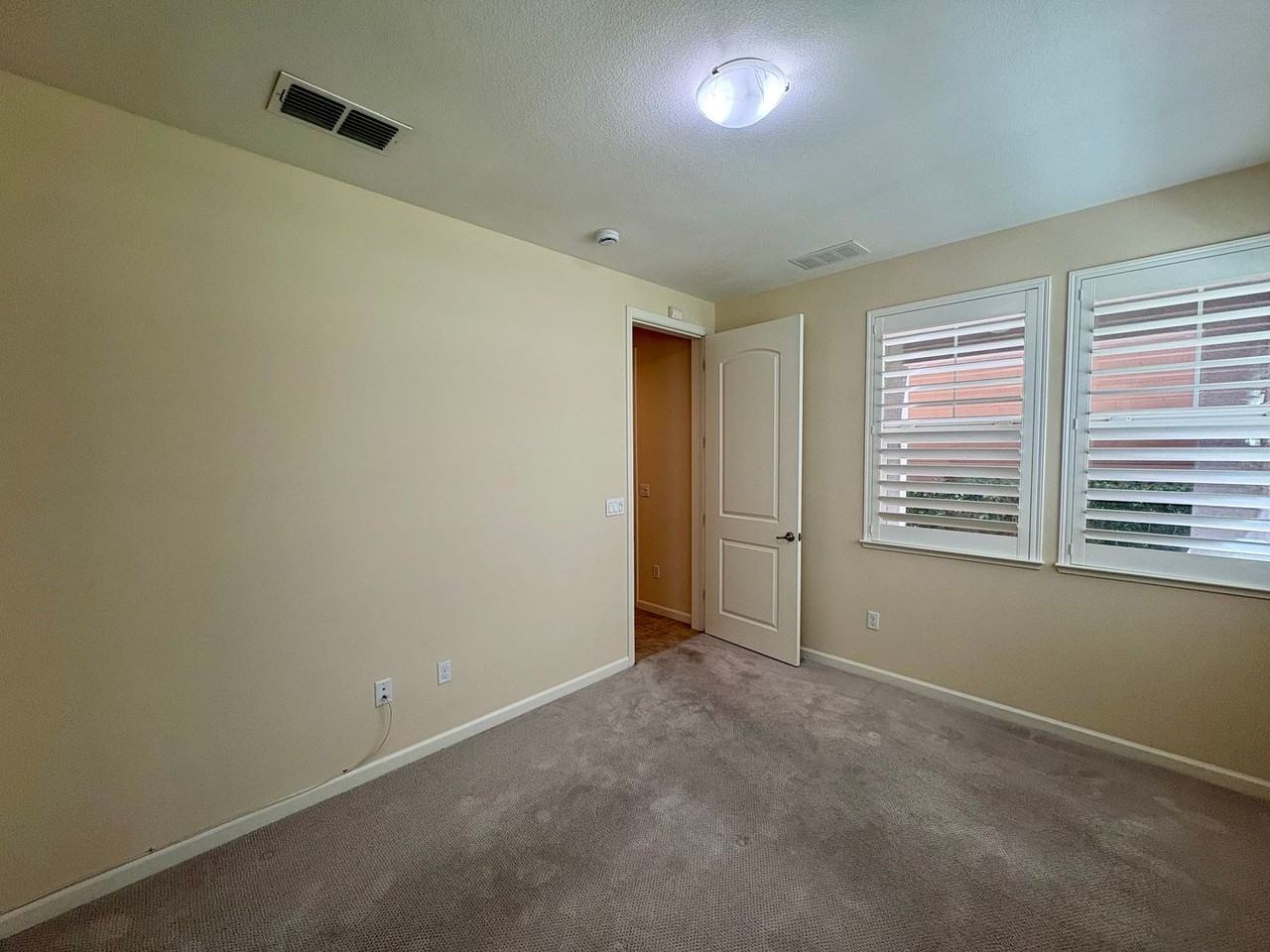 1658 Northpole Pl #1 - Photo 7 of 43