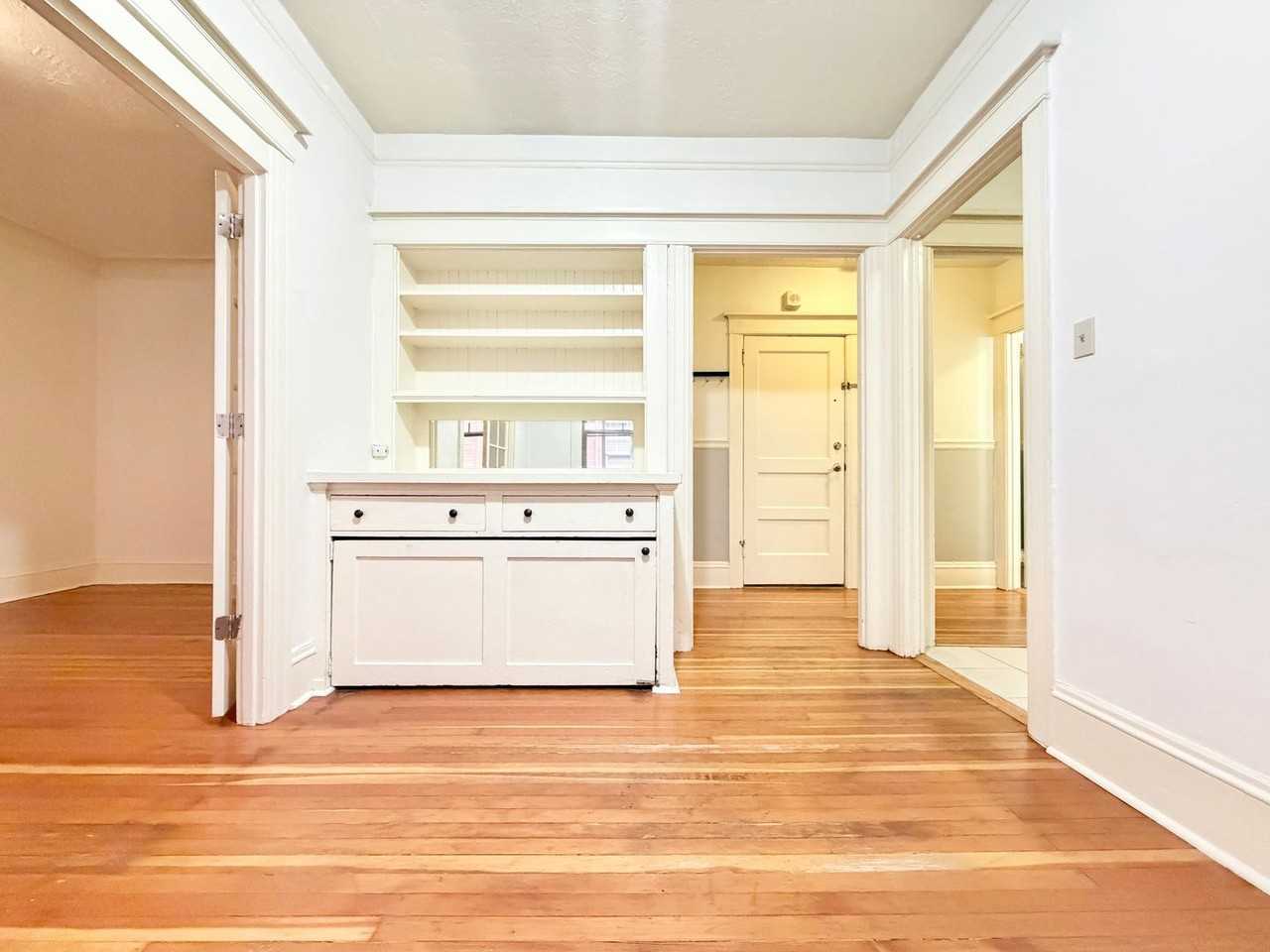 2109 Nw Irving St #203 - Photo 5 of 13