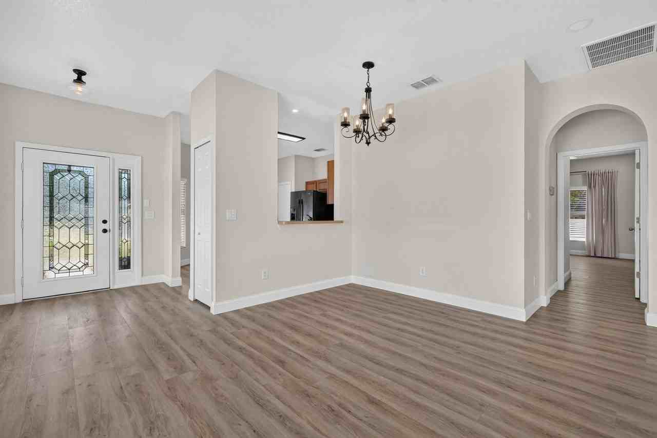 1421 Kellogg Dr - Photo 5 of 25