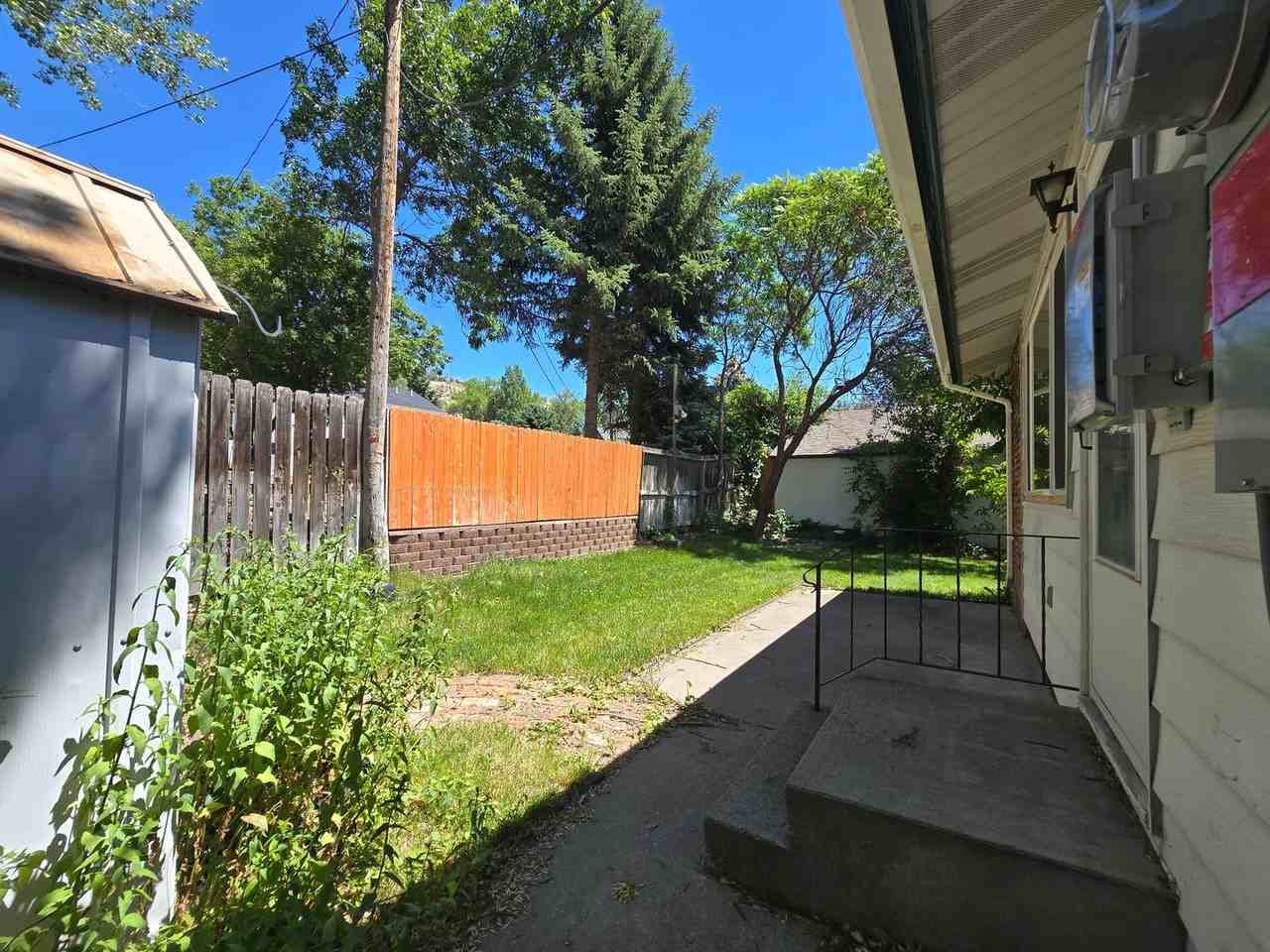 1005 Rimrock Rd - Photo 6 of 31