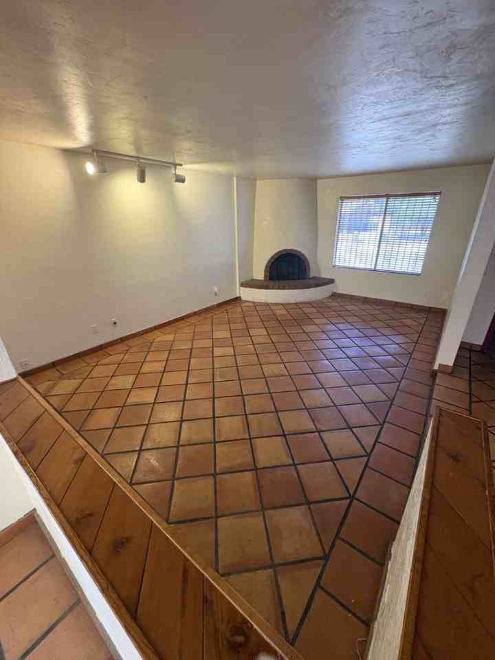 5381 S Pin Oak Dr - Photo 5 of 39