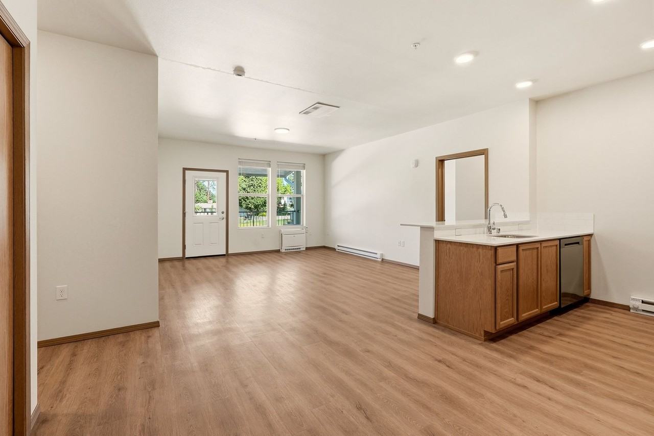Canter Court - Photo 2 of 27