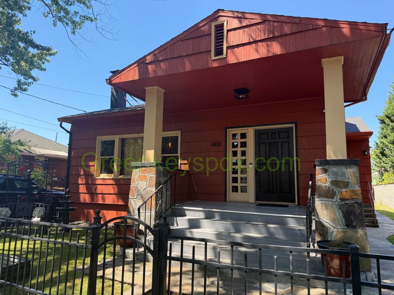 1021 N Jessup St - Photo 5 of 38