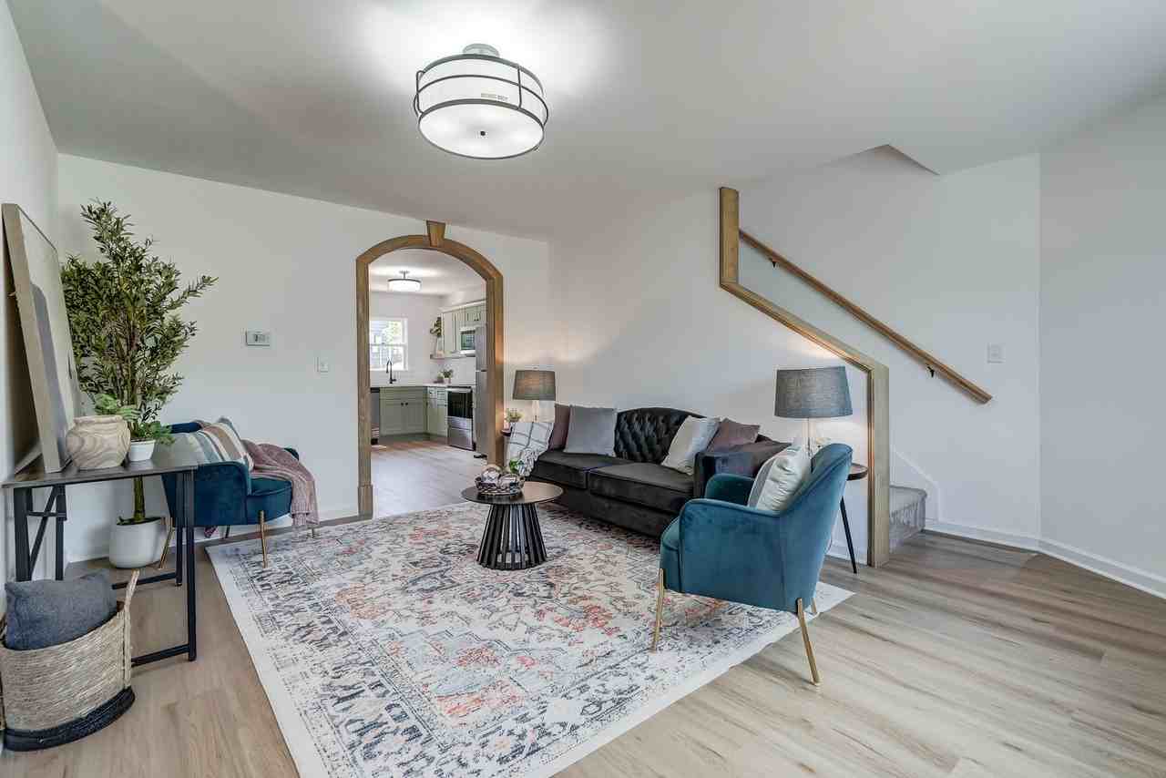 1453 Avon St - Photo 3 of 24