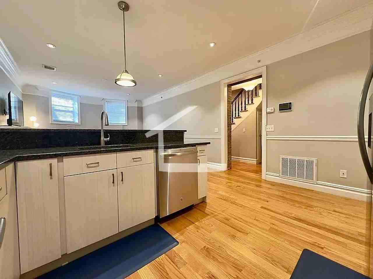 678 Massachusetts Ave - Photo 2 of 23