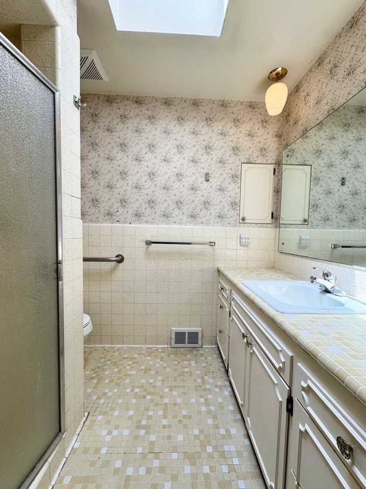 13039 Se 76th St - Photo 7 of 18