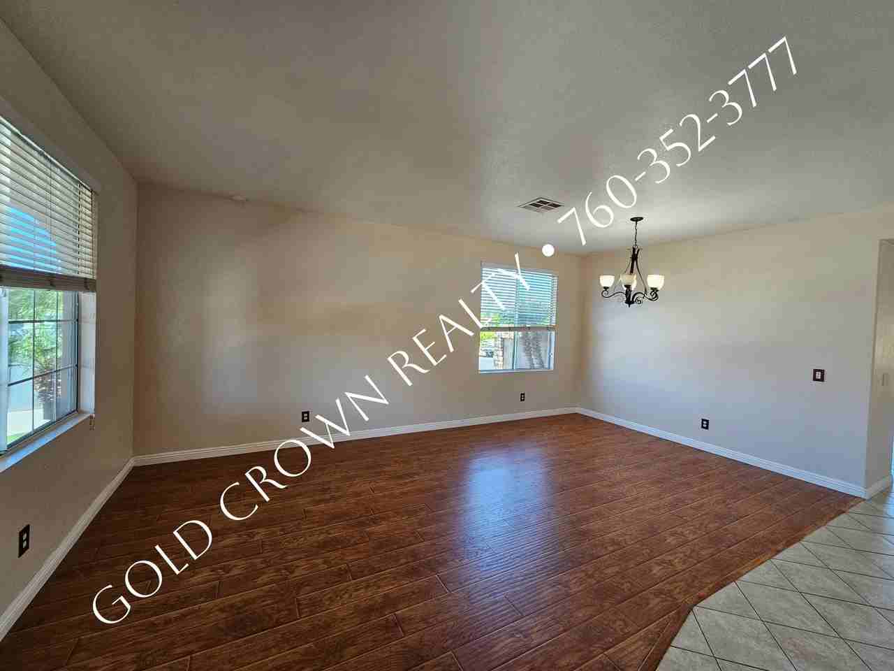599 Yucca St - Photo 7 of 26