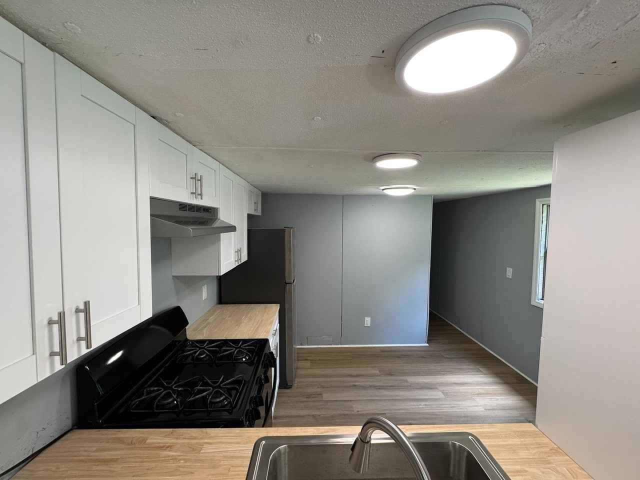 817 6th St Sw - Photo 5 of 17