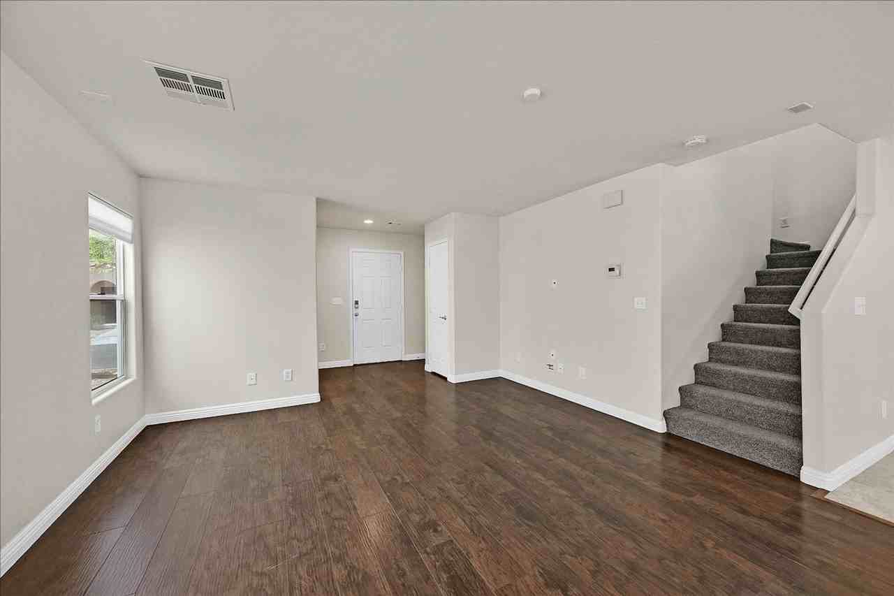 8755 Firecracker Ct - Photo 2 of 25