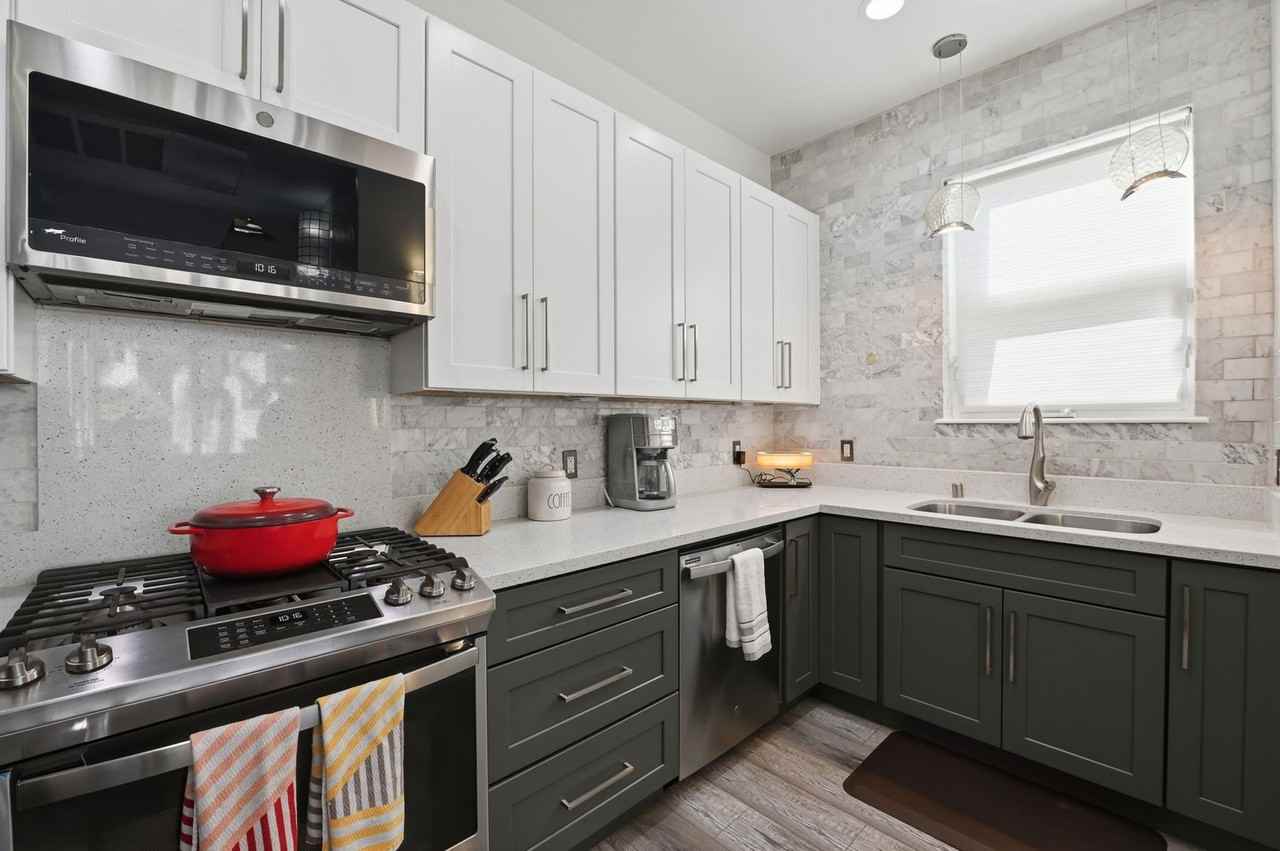 4257 3rd Ave #5 - Photo 5 of 30