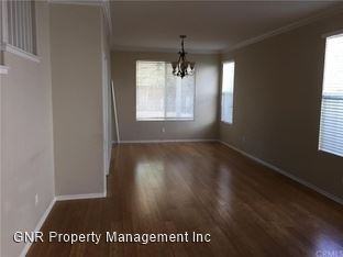 23641 Groveland Pl - Photo 3 of 11