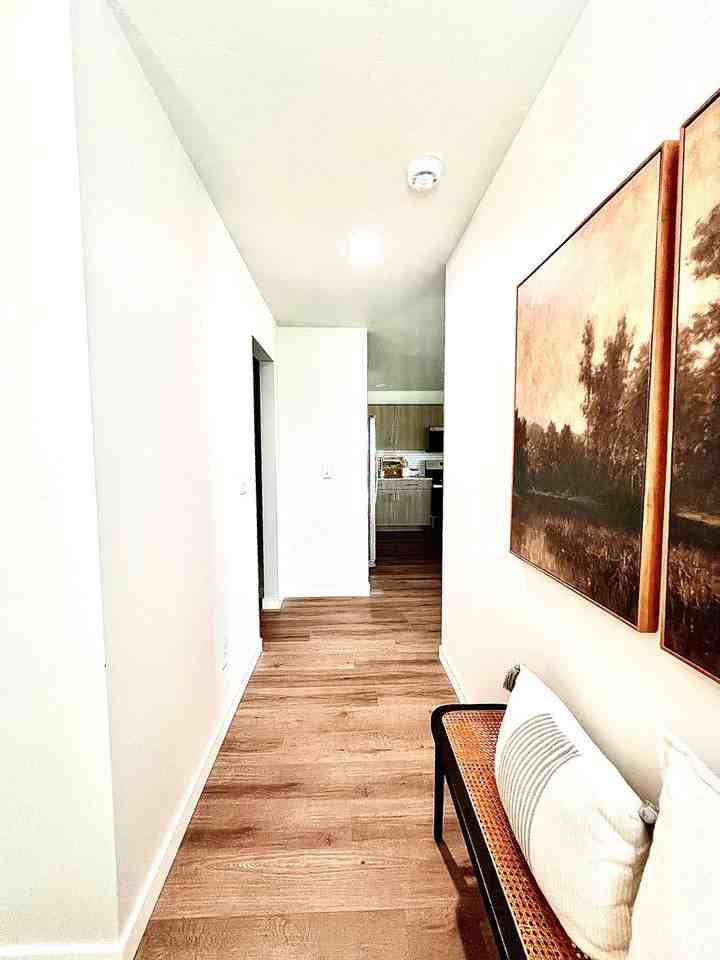 7435 W Trumbull Ct - Photo 5 of 50