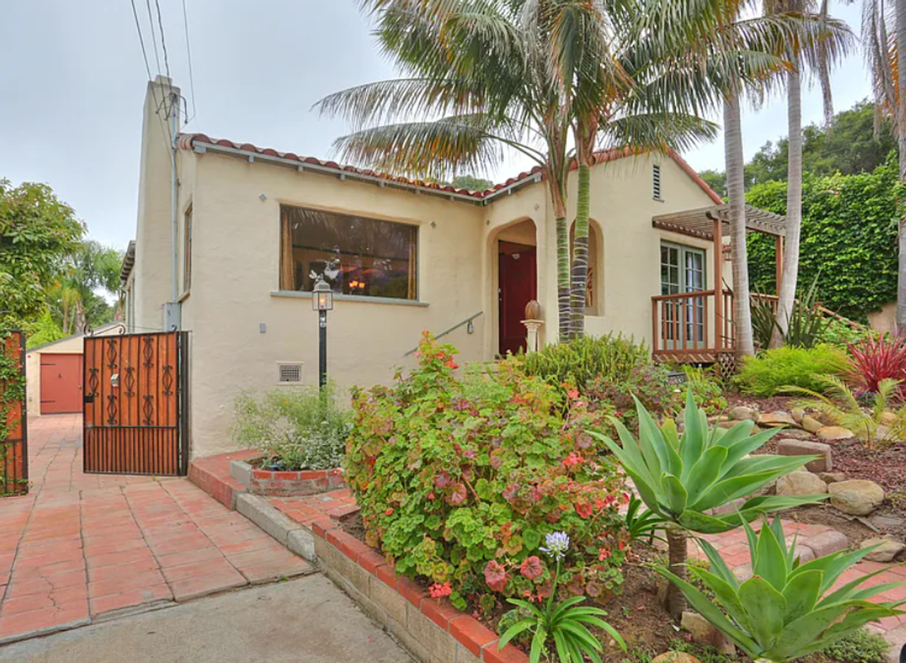1033 W Micheltorena St - Photo 3 of 16
