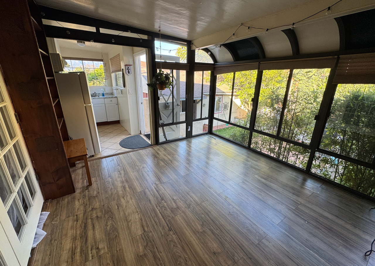 1033 W Micheltorena St - Photo 6 of 16