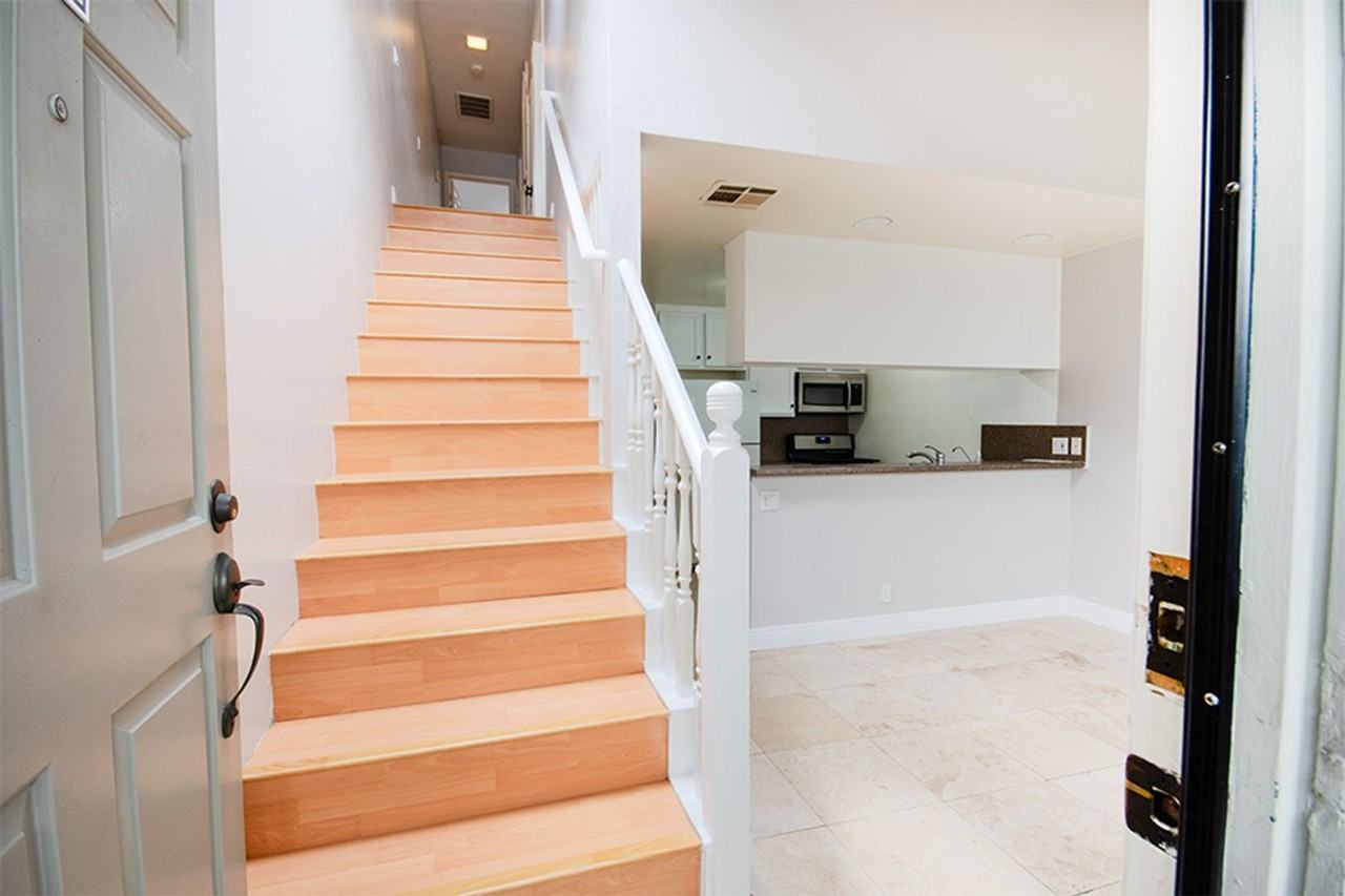 8065 Presidential Way - Photo 2 of 19