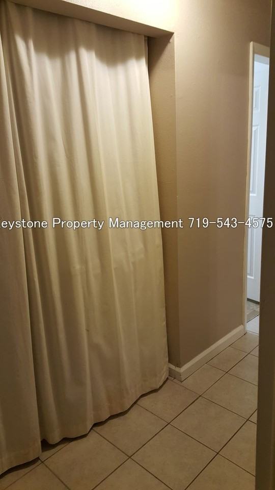 901 901 - 905 N. Greenwood Street - Photo 4 of 12